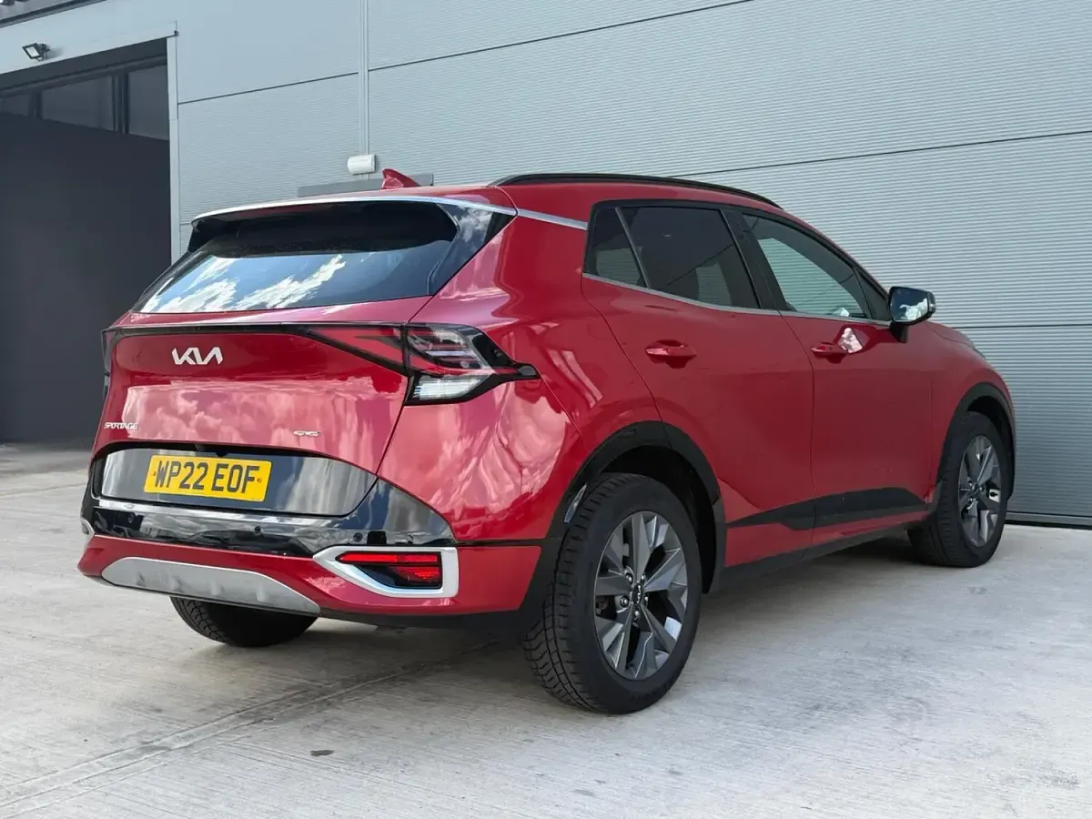 Used Kia Sportage GT-Line 136 HP (100 kW) 2022 Red SUV