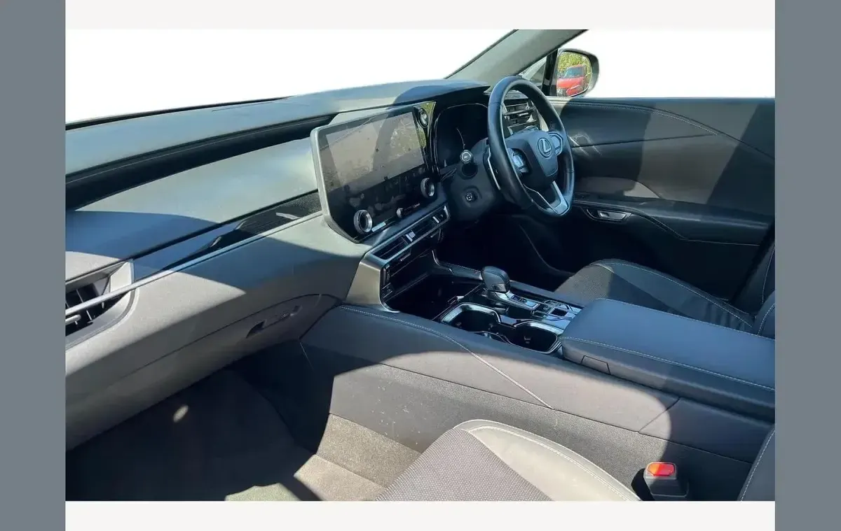 Used Lexus RX350h 250 HP (183 kW) 2023 Silver SUV