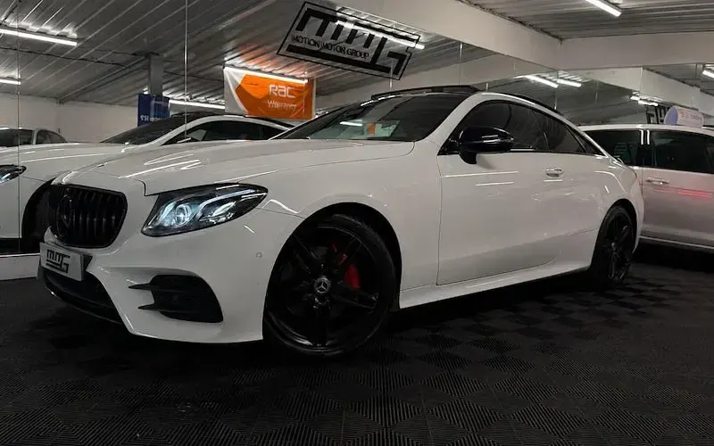Used Mercedes E220 AMG Line Premium Plus 194 HP (142 kW) 2019 Coupe