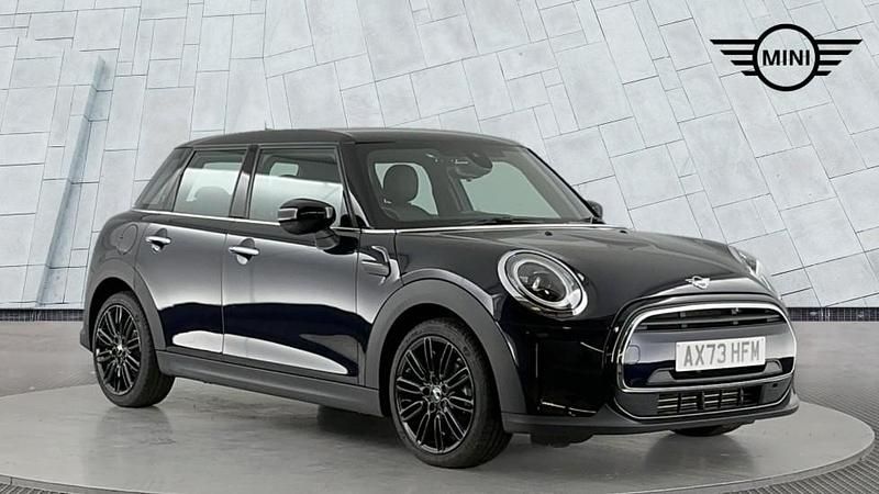 Black Used 2024 Mini Cooper Exclusive Hatchback | £22,450 (Fair price) - Image 1/4