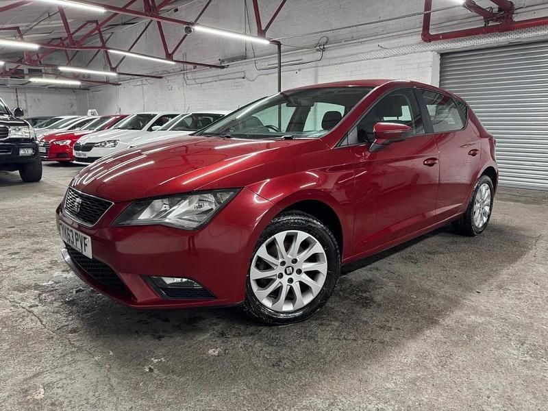 Red Used 2013 Seat Leon SE Hatchback | £4,000 (Good price) - Image 1/4