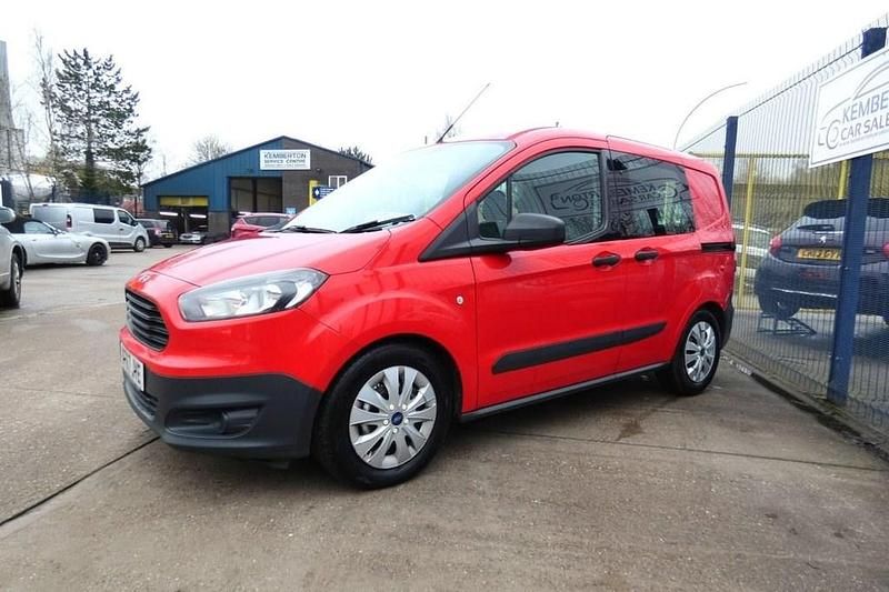 Usado Ford Transit S 74 CV (54 kW) 2017 Rojo Familiar