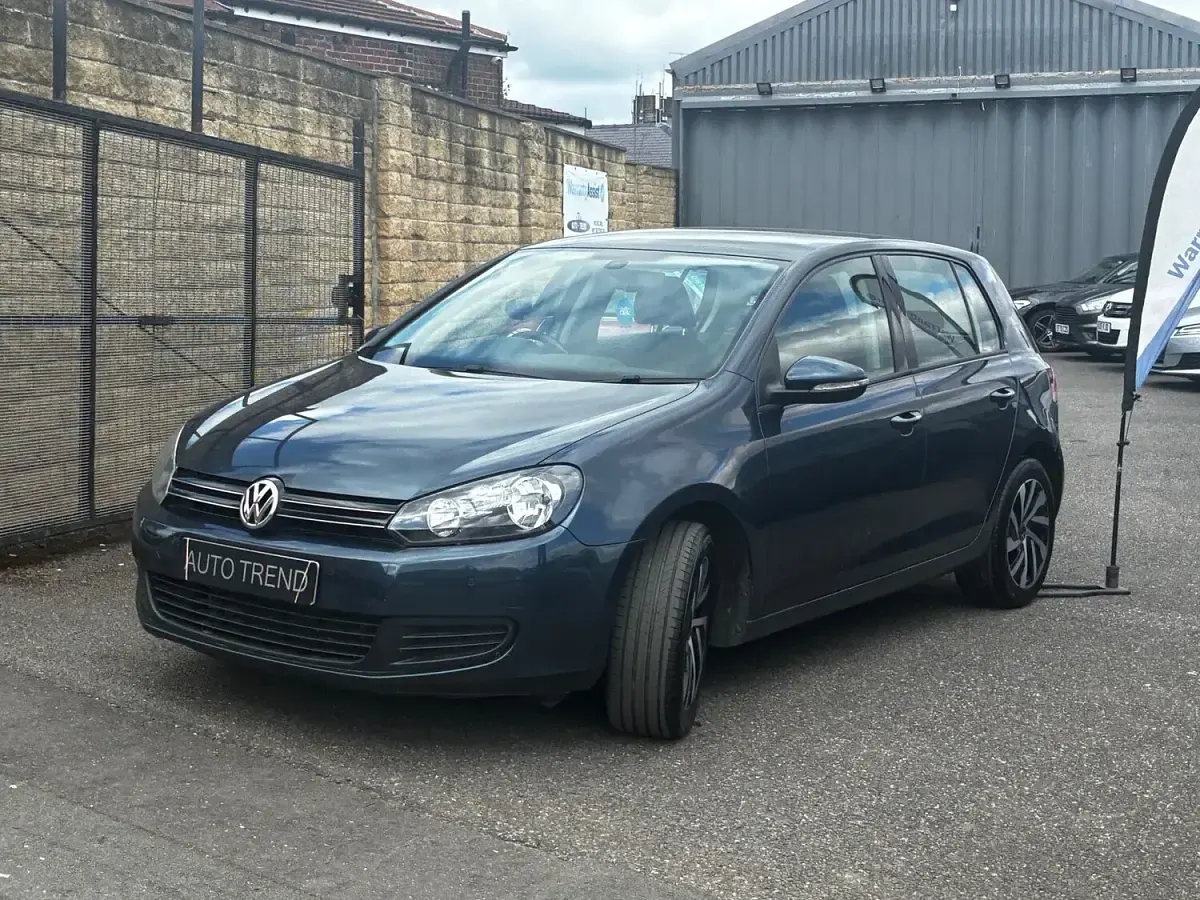 Used VW Golf VI SE 140 HP (102 kW) 2011 Blue Hatchback