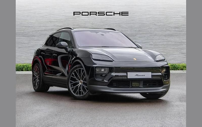 Used Porsche Macan 264 kW (360 HP) 2025 Black SUV