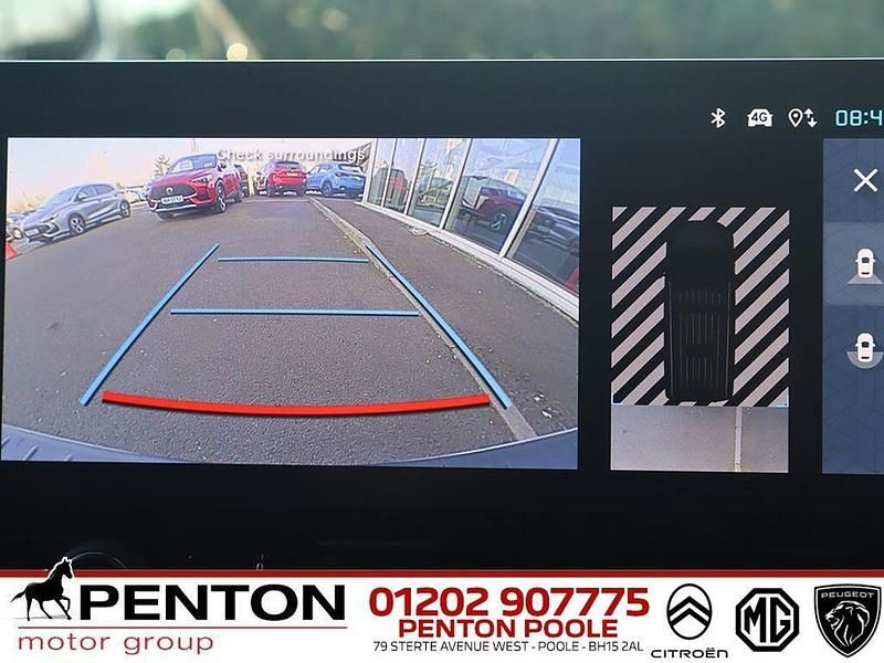 Used Citroën Berlingo 101 HP (74 kW) 2024 White MPV