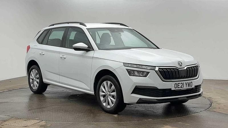 Used Skoda Kamiq 95 HP (69 kW) 2021 Moon white metallic SUV