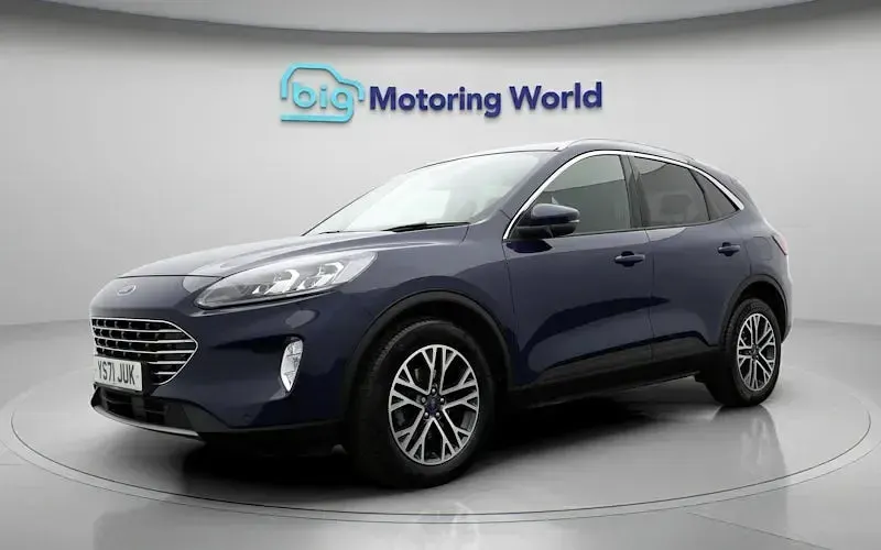 Used Ford Kuga Titanium 120 HP (88 kW) 2021 Blue SUV