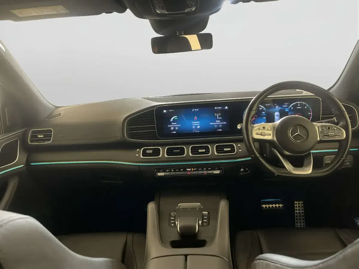 Usado Mercedes GLE300 AMG line 245 HP (180 kW) 2021 Cinzento SUV