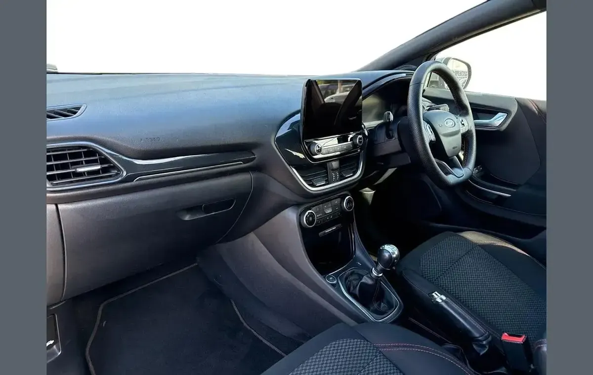 Used Ford Puma ST-Line 123 HP (90 kW) 2022 Silver SUV