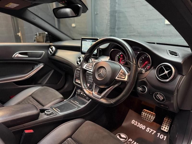 Used Mercedes CLA220 Shooting Brake AMG line 177 HP (130 kW) 2017 White Estate