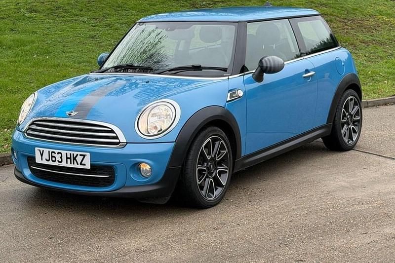 Used Mini Cooper D Hatch 2013 Blue Hatchback
