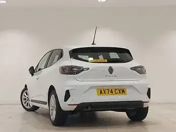 Used Renault Clio Evolution 90 HP (66 kW) 2024 White Hatchback