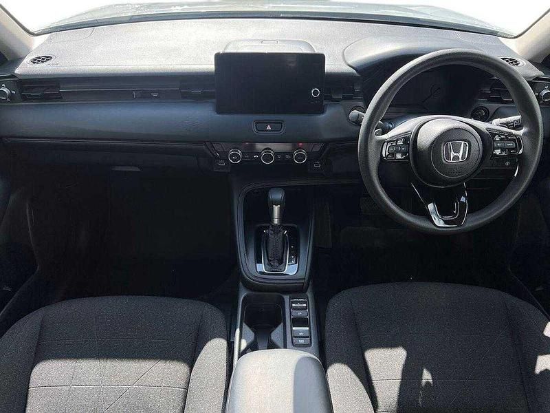 Używany Honda HR-V Elegance 131 KM (96 kW) 2022 Biały SUV