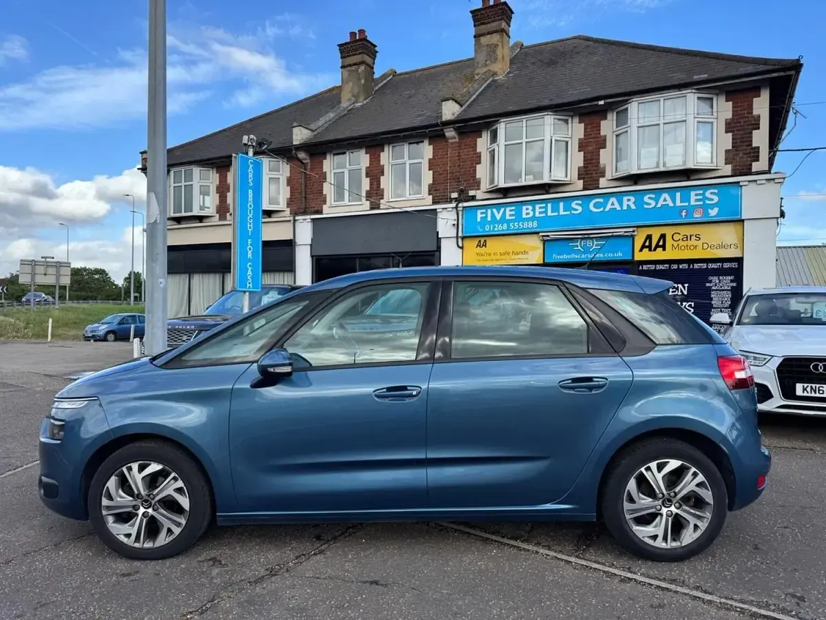 Used Citroën C4 Picasso SELECTION 115 HP (84 kW) 2015 Blue MPV