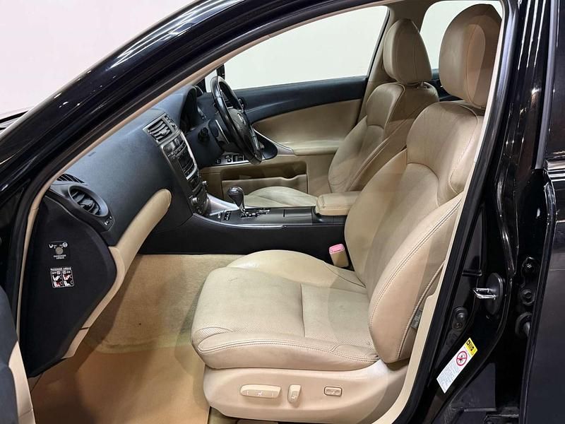 Usado Lexus IS250 2007 Negro Berlina