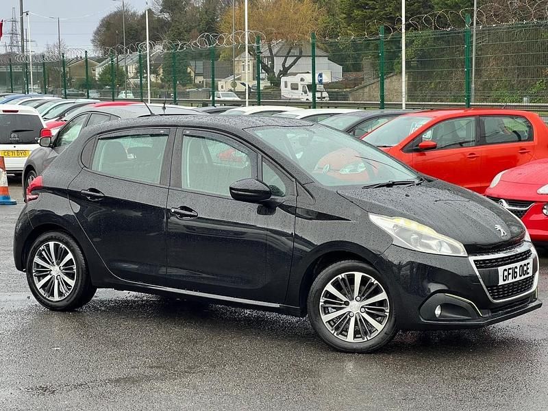 Used Peugeot 208 2016 Black Hatchback