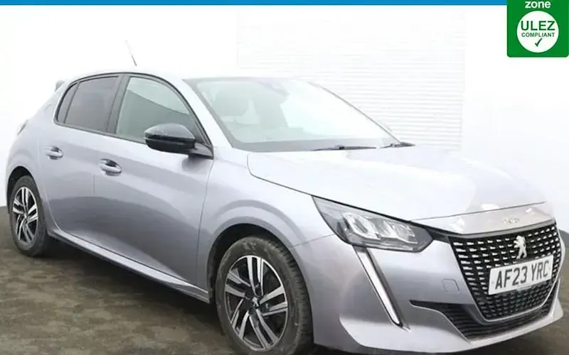 Used Peugeot 208 Active+ 102 HP (75 kW) 2023 Hatchback