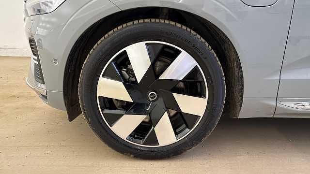 Used Volvo XC60 Ultra 455 HP (334 kW) 2025 Grey SUV