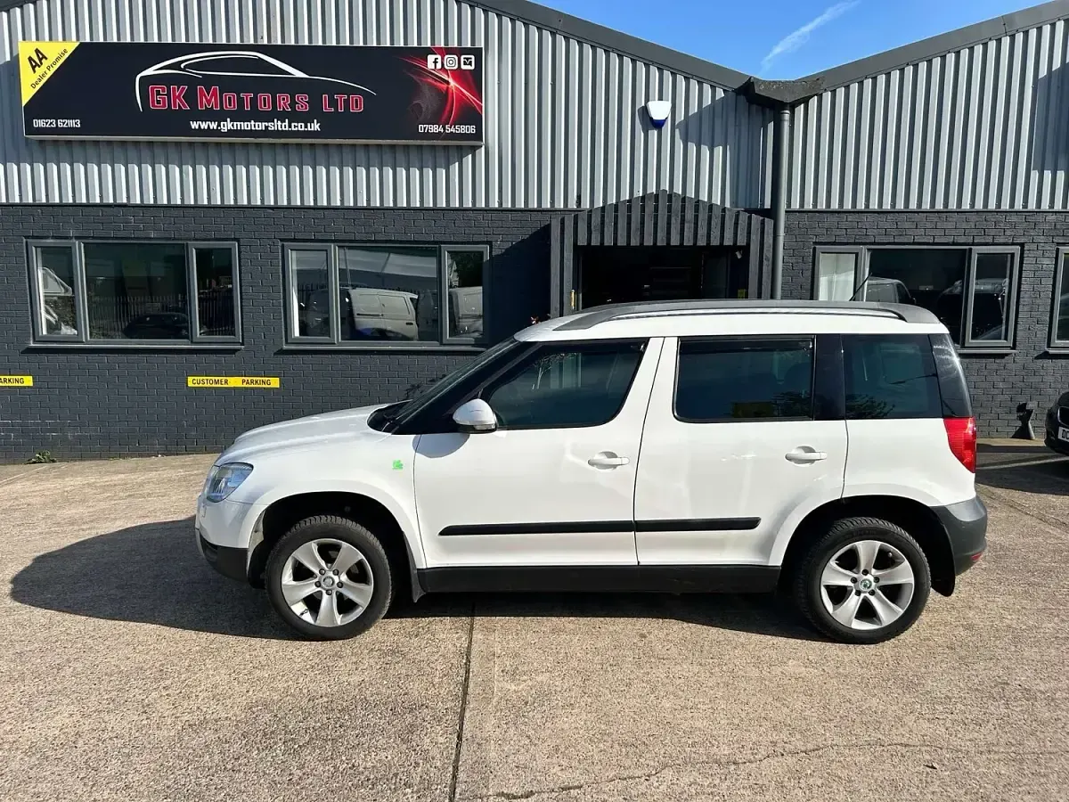 Used Skoda Yeti GreenLine 2012 White SUV