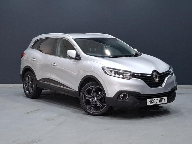 Silver Used 2018 Renault Kadjar Dynamique SUV | £8,498 (Fair price) - Image 1/4