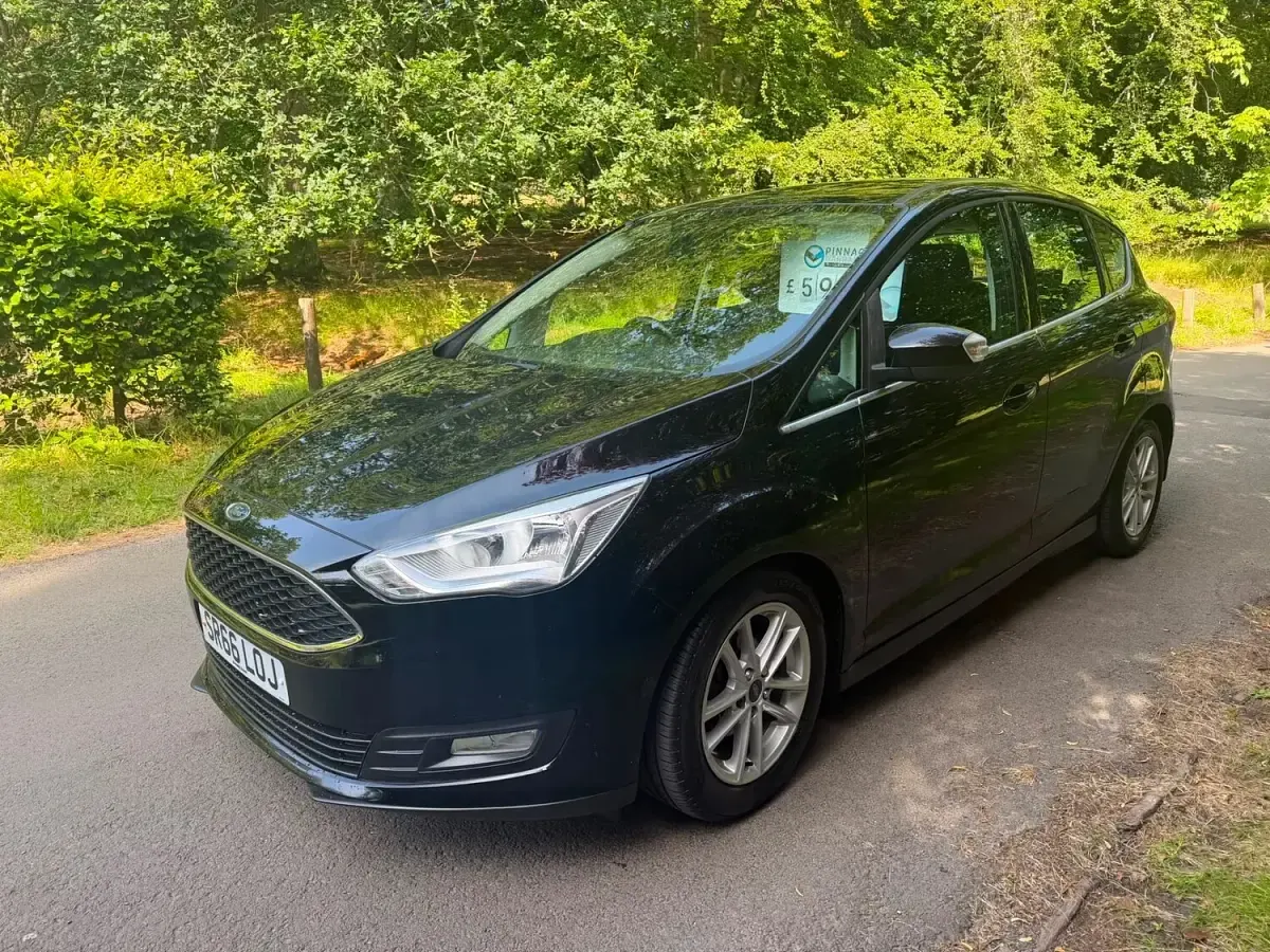 Used Ford C-MAX Zetec 125 HP (91 kW) 2016 Black MPV