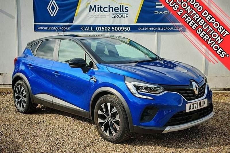 Iron blue with black roof Used 2022 Renault Captur LIMITED SUV | £13,495 (Fair price) - Image 1/1