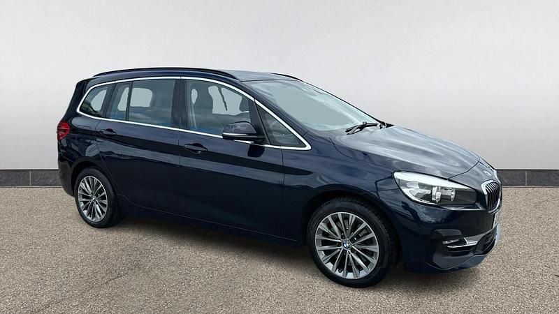 Used BMW 220 Luxury Line 192 HP (141 kW) 2019 Blue Estate
