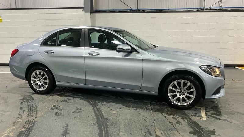 Used Mercedes C200 SE 184 HP (135 kW) 2017 Silver Sedan