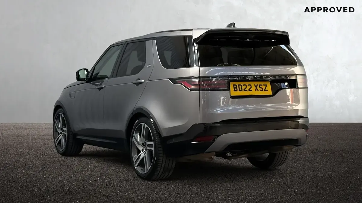 Used Land Rover Discovery HSE Dynamic 2022 Eiger grey SUV