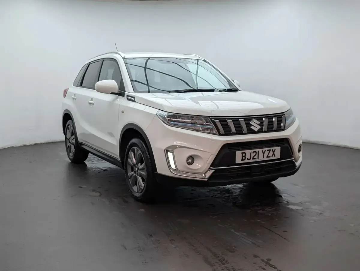 Used Suzuki Vitara SZ-T 129 HP (94 kW) 2021 White SUV