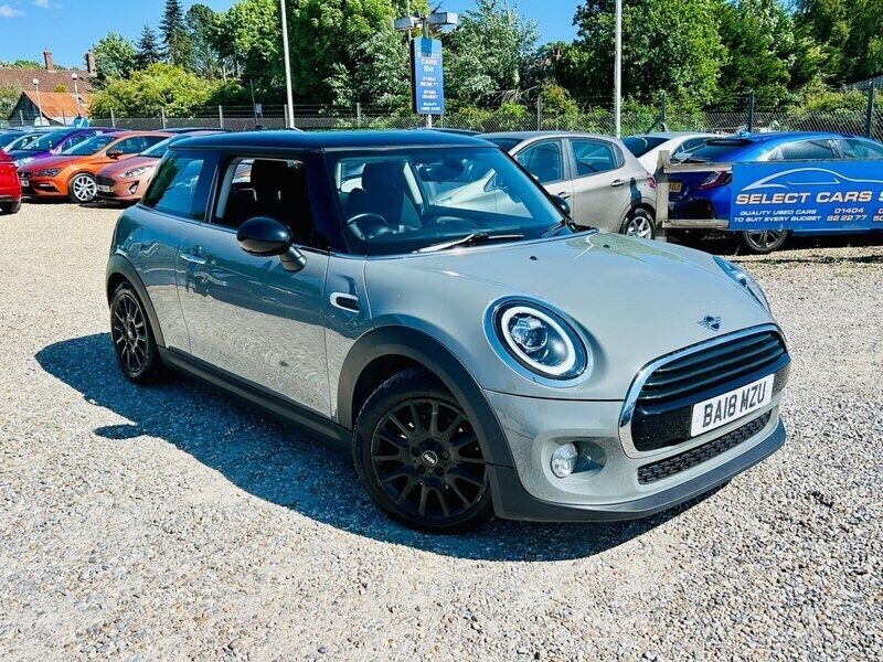 Grey Used 2018 Mini Cooper Hatch Hatchback | £8,495 (Fair price) - Image 1/4