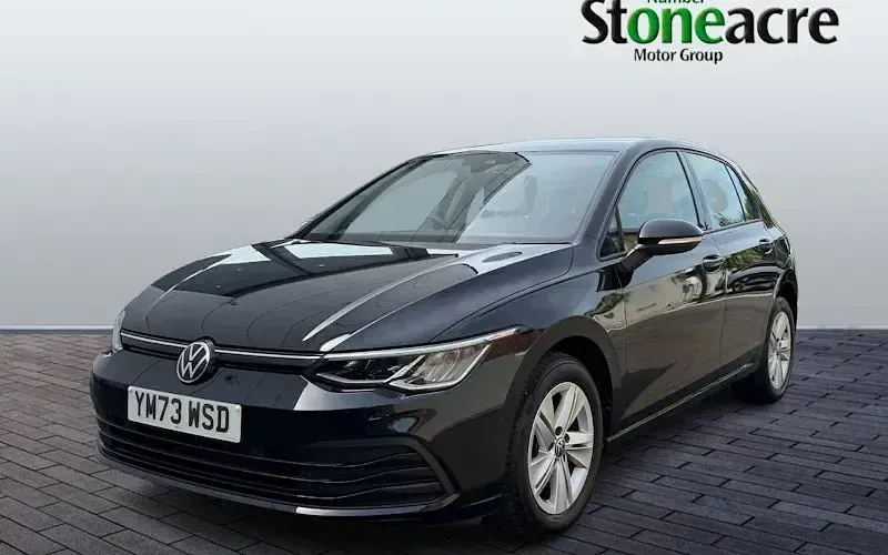 Used VW Golf VIII Life 131 HP (96 kW) 2023 Black Hatchback