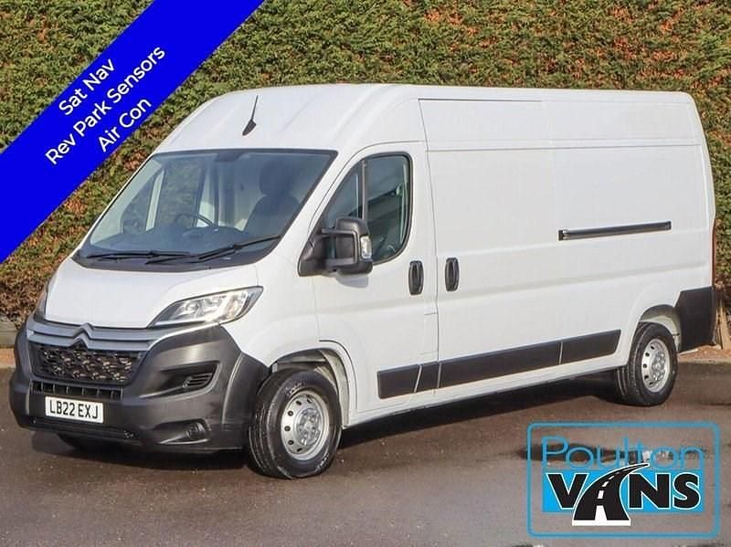 White Used 2022 Citroën Relay Van | £15,950 (Fair price) - Image 1/3