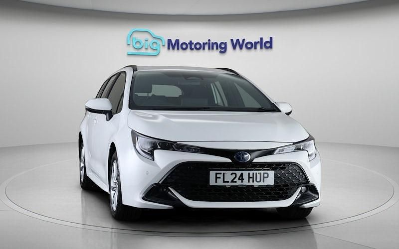 Used Toyota Corolla 140 HP (102 kW) 2026 Estate