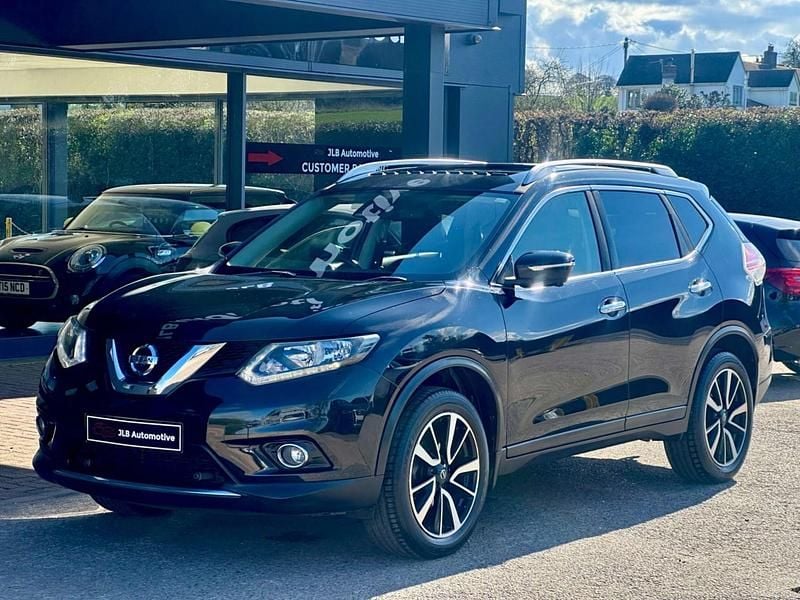 Used Nissan X-Trail N-Vision 130 HP (95 kW) 2017 Black SUV
