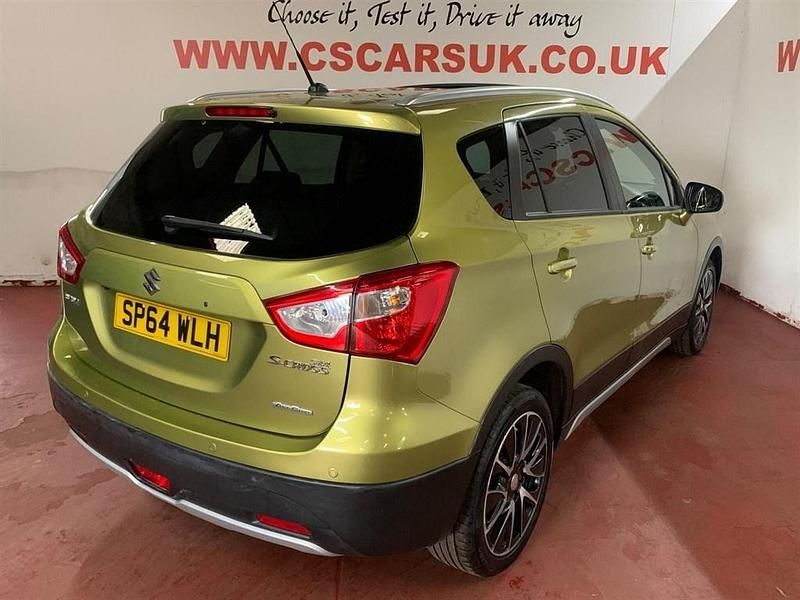 Used Suzuki SX4 SZ5 2014 Green SUV