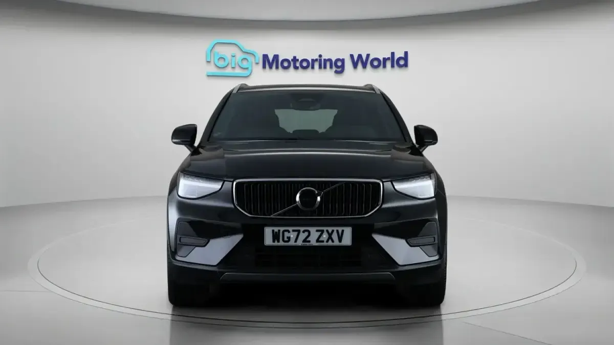 Used Volvo XC40 Core 2022 Black SUV