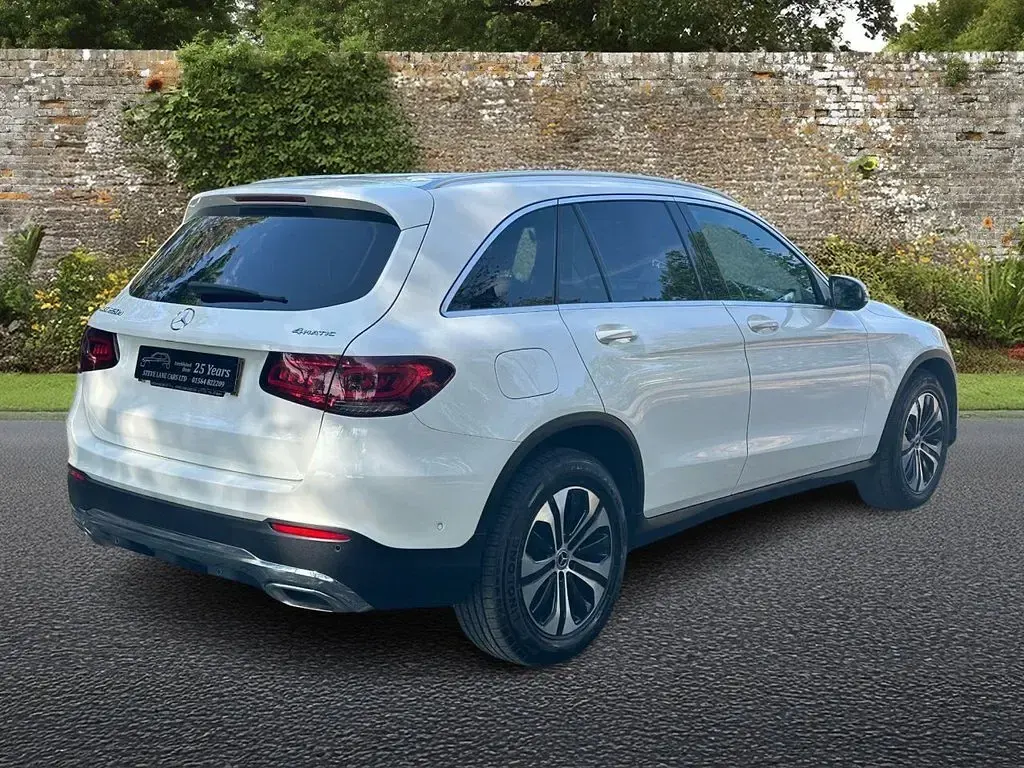 Used Mercedes GLC220 194 HP (142 kW) 2020 White SUV