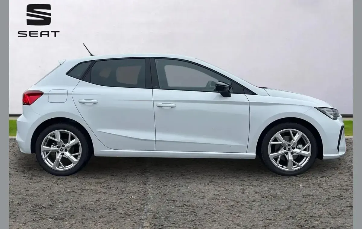 New Seat Ibiza FR First Edition 115 HP (84 kW) 2026 White Hatchback