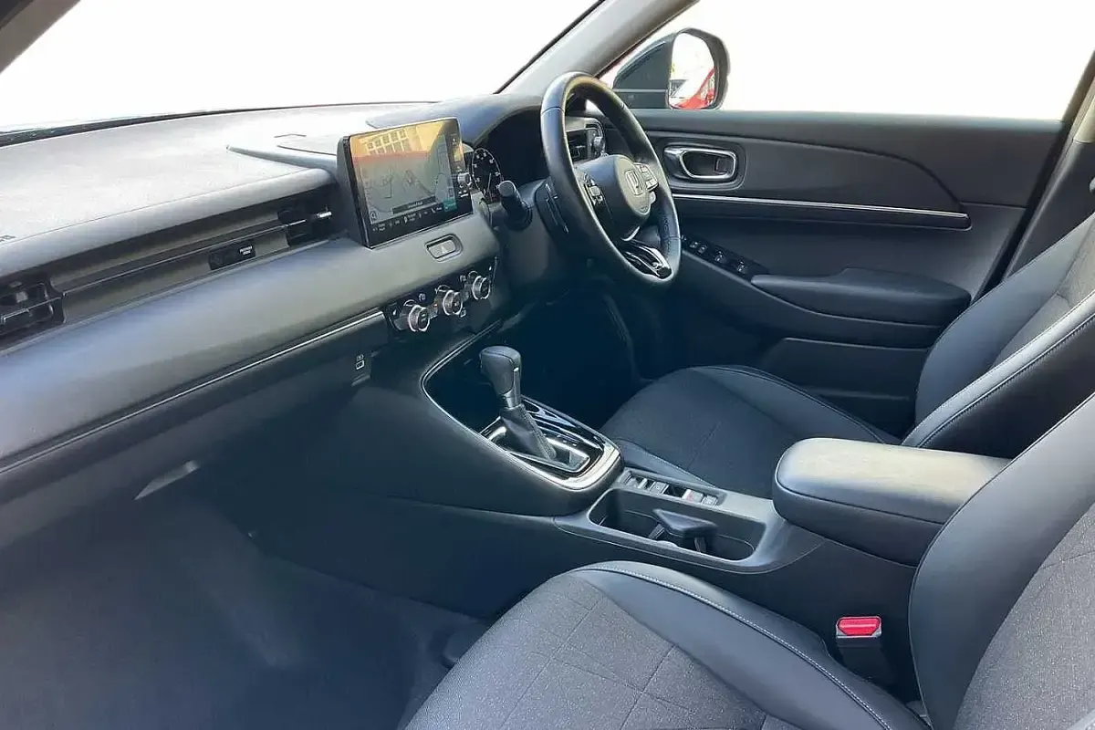 Usado Honda HR-V Advance 152 HP (111 kW) 2022 Preto SUV