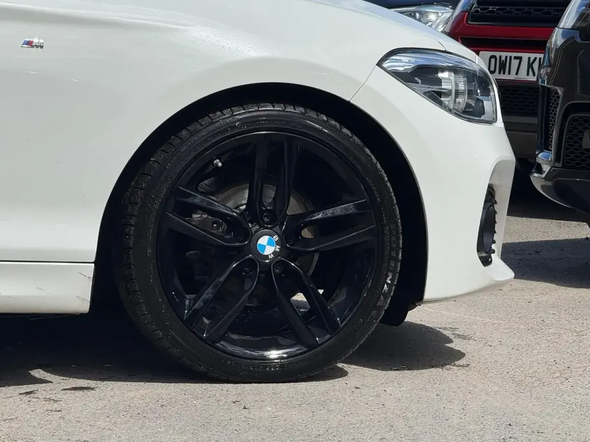 Używany BMW 118 M Sport 2015 Biały Hatchback
