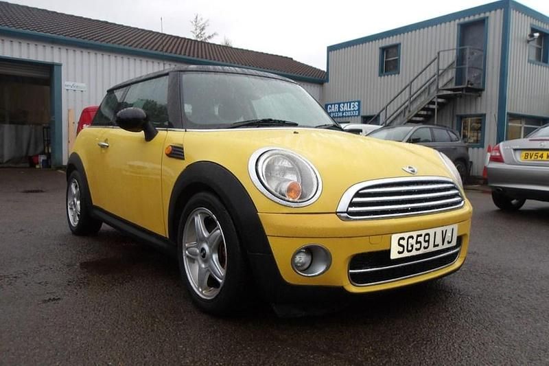 Yellow Used 2009 Mini Cooper D Hatch Hatchback | £2,495 (Fair price) - Image 1/1