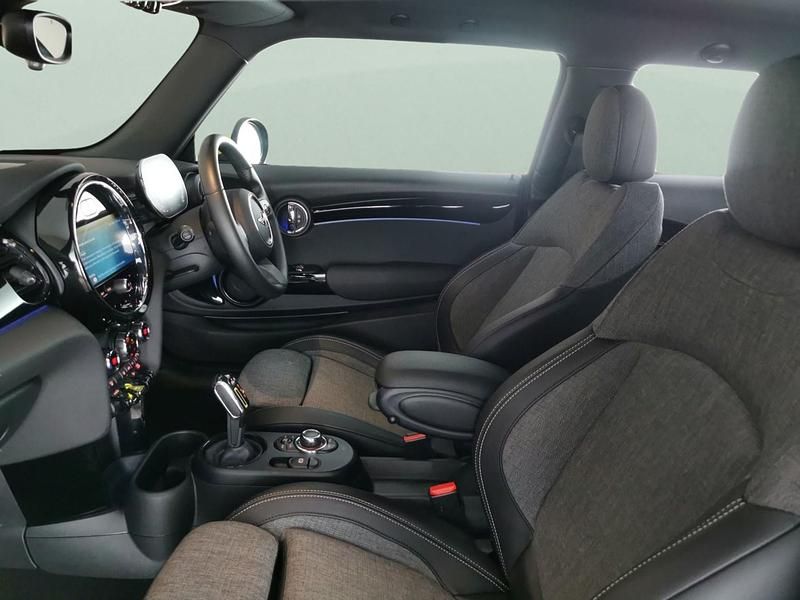 Used Mini Cooper SE Hatch 135 kW (184 HP) 2023 Black Hatchback