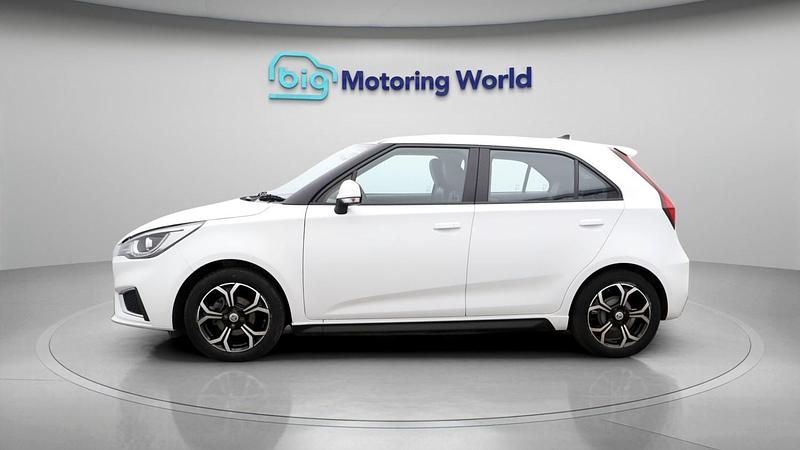 Used MG MG3 Exclusive 106 HP (77 kW) 2023 White Hatchback