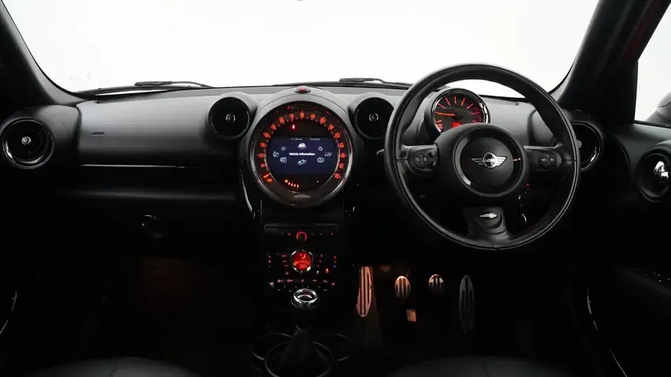 Used Mini John Cooper Works Countryman 215 HP (158 kW) 2016 Red SUV