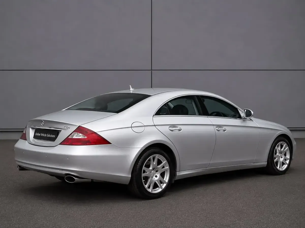 Used Mercedes CLS320 2007 Silver Coupe