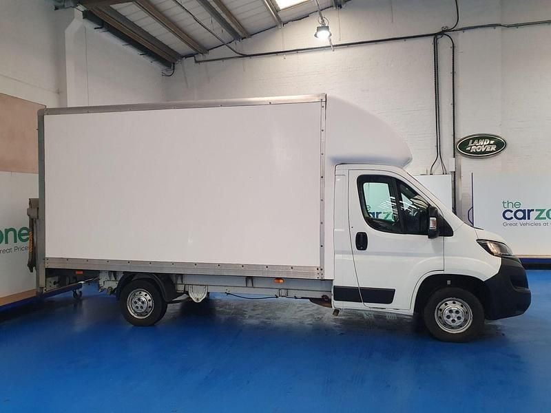 Used Peugeot Boxer S 140 HP (102 kW) 2020 White Van