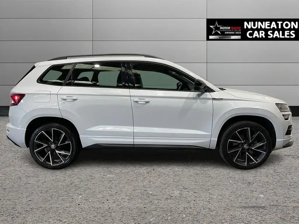 Used Skoda Karoq SportLine 190 HP (139 kW) 2019 White SUV