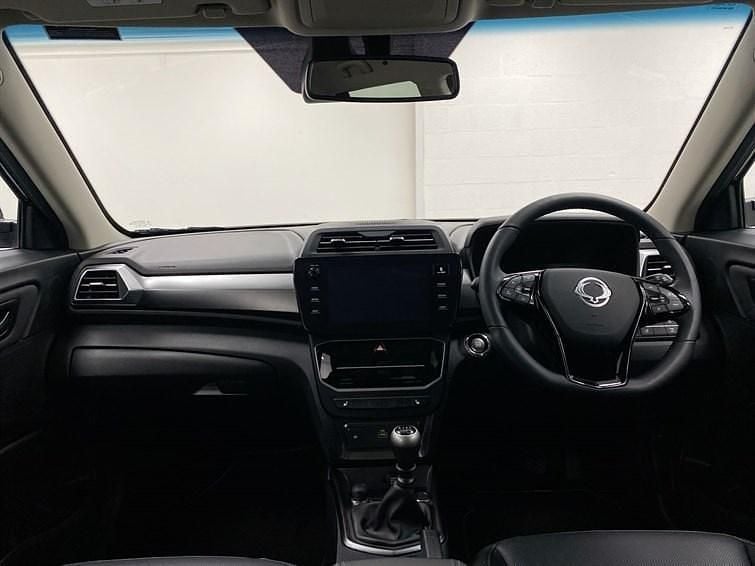 Used Ssangyong (KGM) Tivoli 163 HP (119 kW) 2025 Black SUV