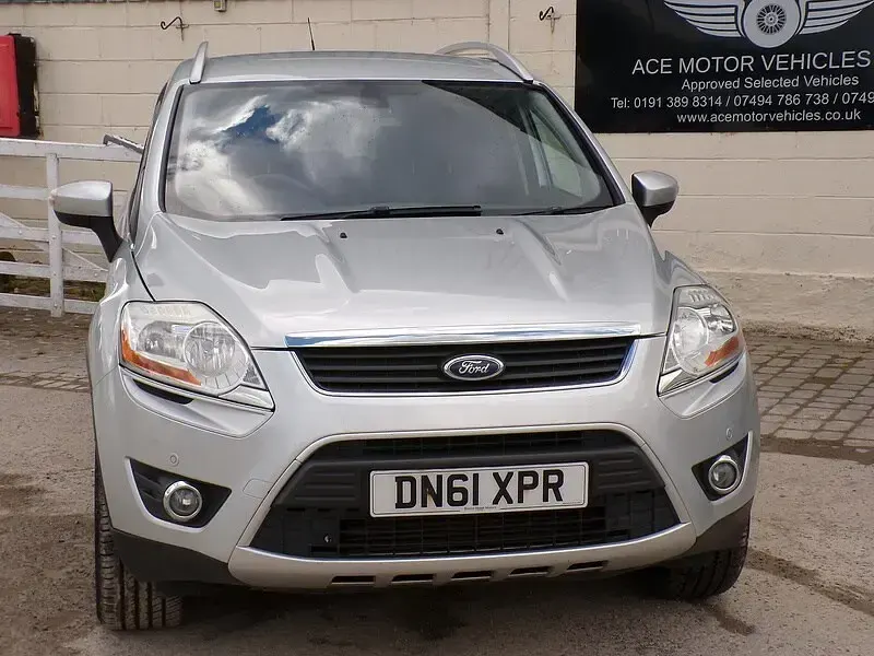 Used Ford Kuga Titanium 163 HP (119 kW) 2011 Silver SUV